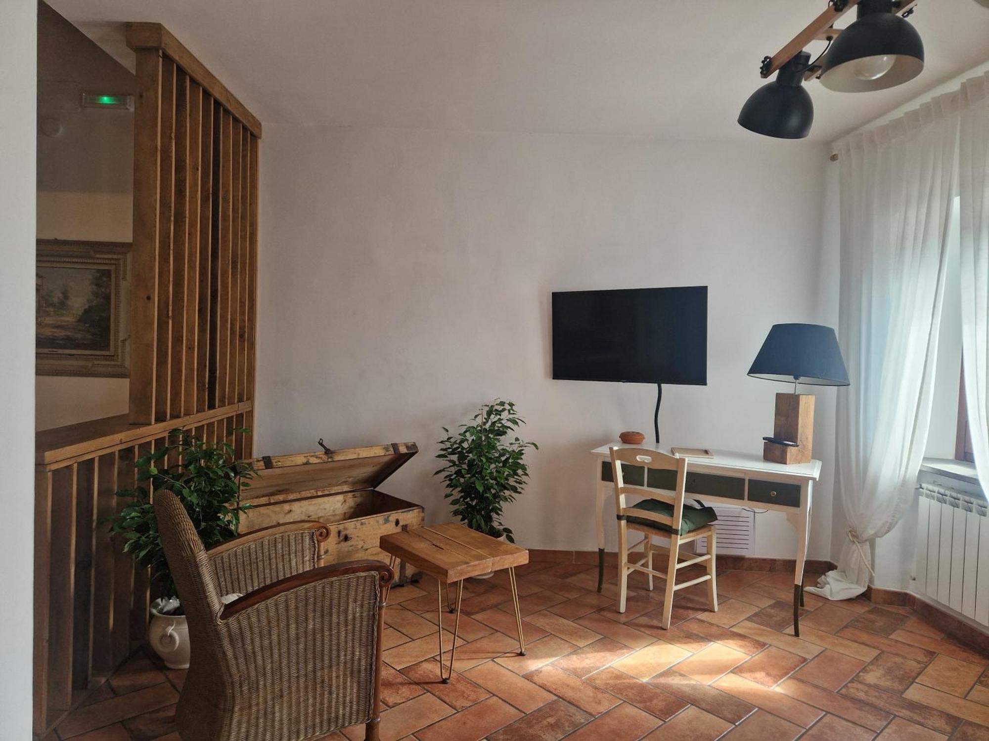 Piazza Duomo Casa Vacanze 수트리 외부 사진