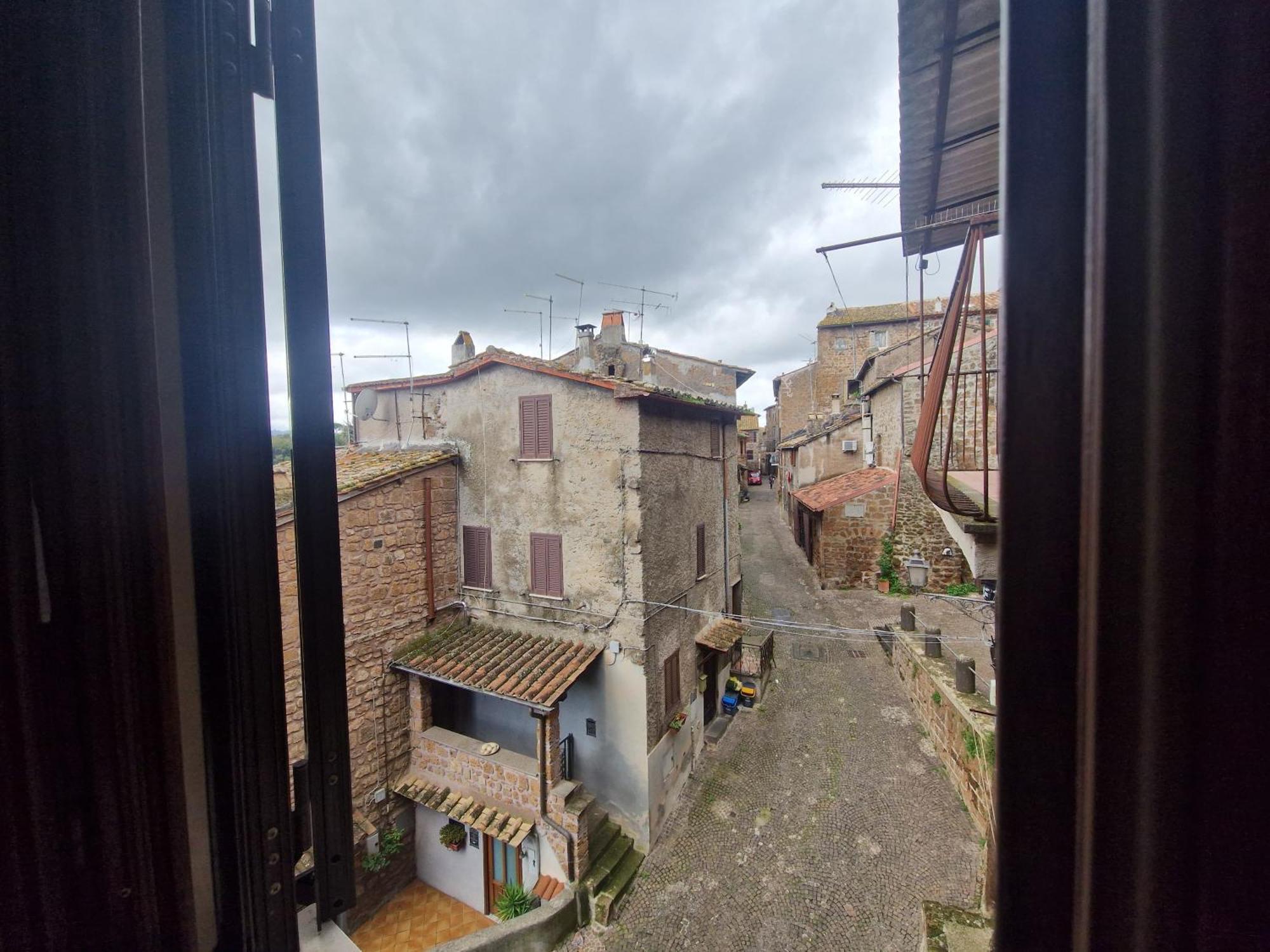 Piazza Duomo Casa Vacanze 수트리 외부 사진
