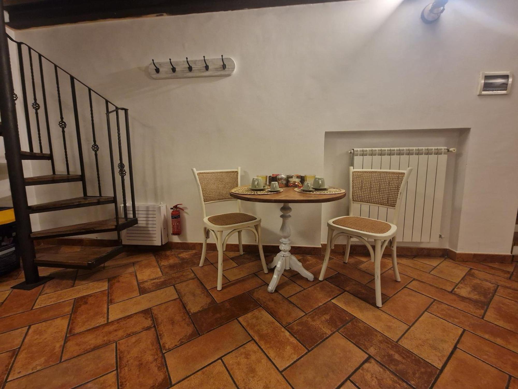 Piazza Duomo Casa Vacanze 수트리 외부 사진